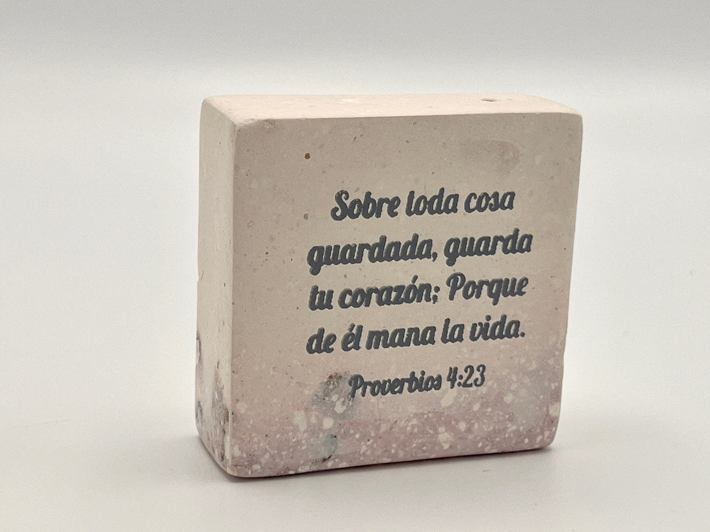 Hand-Carved Soapstone Scripture 2" by 2" - Bible Verse Proverbios 4:23 - Español